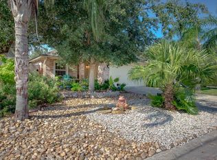 140 Whistlers Cove Rd, Rockport, TX 78382