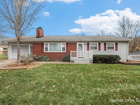902 S Marvel Dr, Greenville, MI 48838