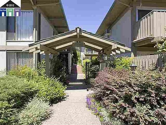 2nd image of 2121 Donald Dr APT 19