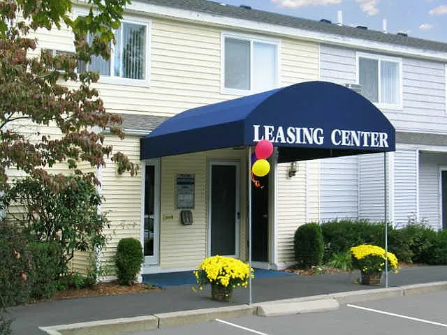 Leasing Center