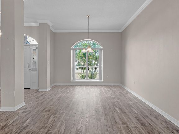 5th image of 8243 Hartington Dr