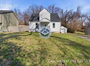 921 Vine St, Collinsville, IL 62234