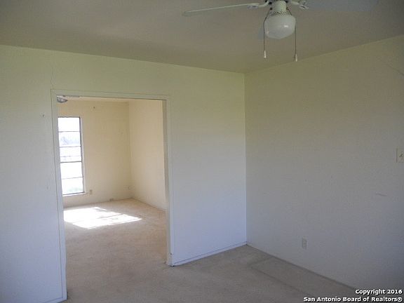 5th image of 179 Paradise Valley Dr