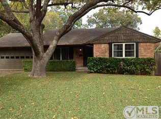 1208 Laurel Ln, Richardson, TX 75080