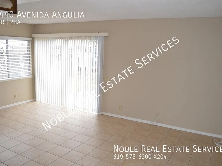8440 Avenida Angulia — Photo 13