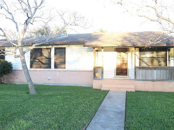 2nd image of 920 Collingswood Dr
