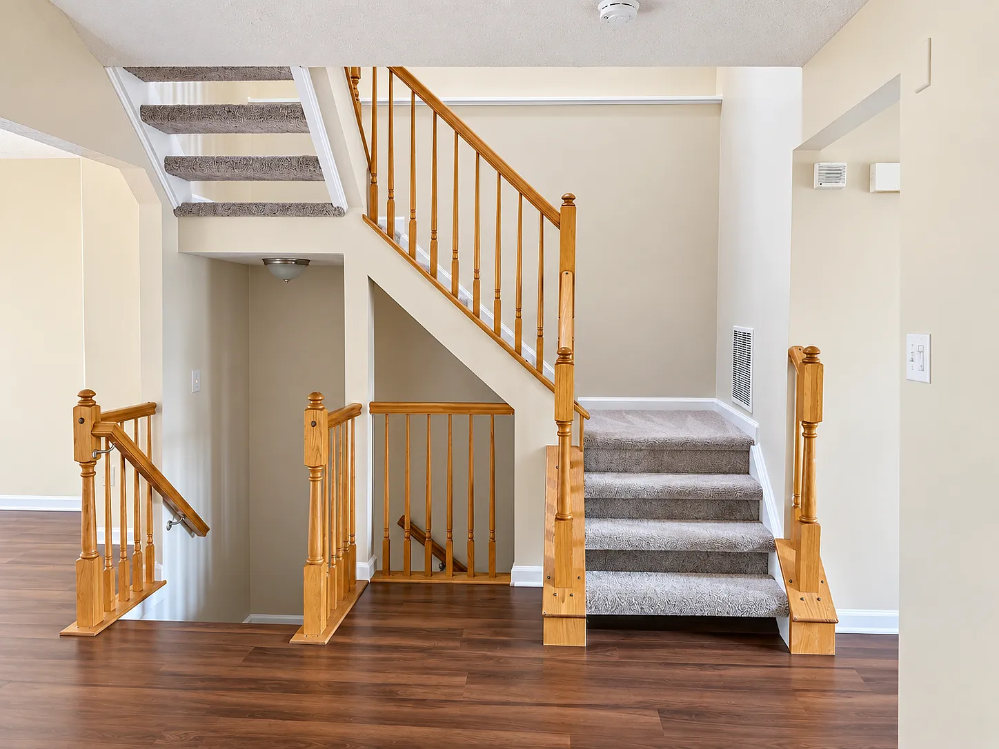 4 bed, 1870 sqft, $2,900 — Photo 3