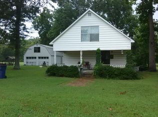 510 1st St, Moro, AR 72368