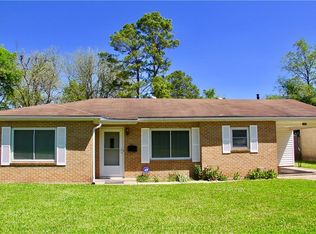 1923 Clover Ln, Alexandria, LA 71301