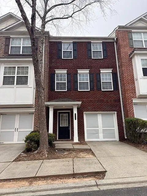 2193 Landing Walk Dr
