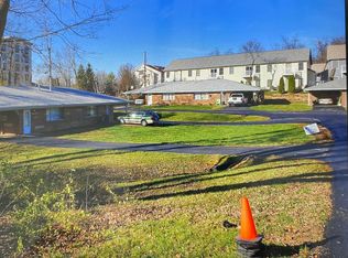 104 S Yancy Ln, Bloomington, IN 47404