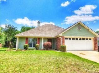 2624 Palmetto Dr, Bossier City, LA 71111