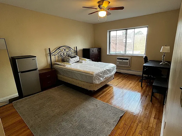 3540 Bronxwood Ave #1 — Photo 4