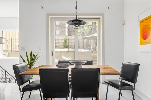 Rented by Compass | media 16