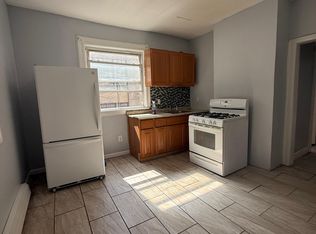 40 S 17th St #2B, East Orange, NJ 07018