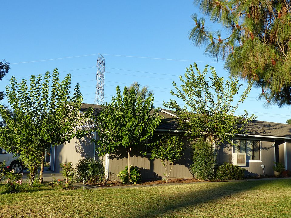 1st image of 25576 Avenue 18 1/2