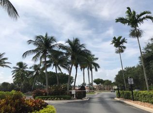 3179 Turtle Cv, West Palm Beach, FL 33411