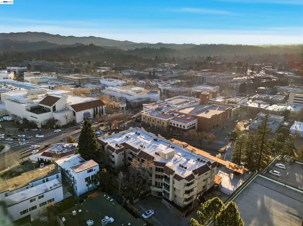 1201 Alta Vista Dr APT 203, Walnut Creek, CA 94596