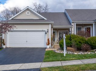 12 Antonia Ct, Troy, NY 12182