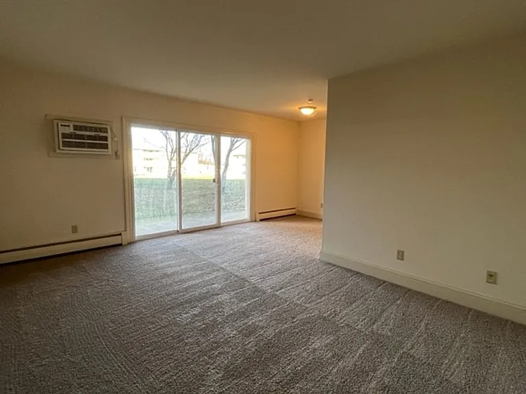408 Conowingo Cir — Photo 5