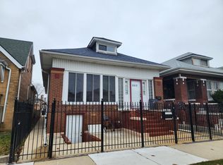 6612 S Mozart St, Chicago, IL 60629