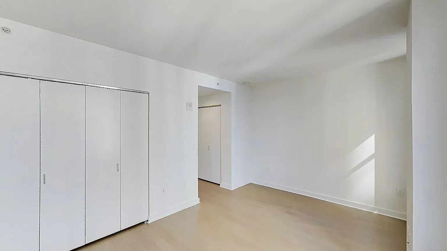 45 Hoyt Street — Photo 3