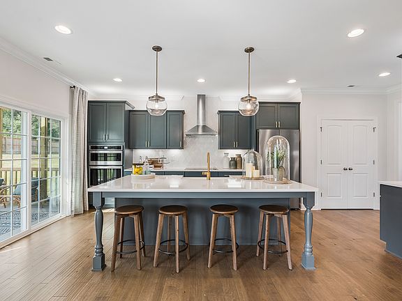 Images of the home are for illustrative purposes only and should never be relied upon