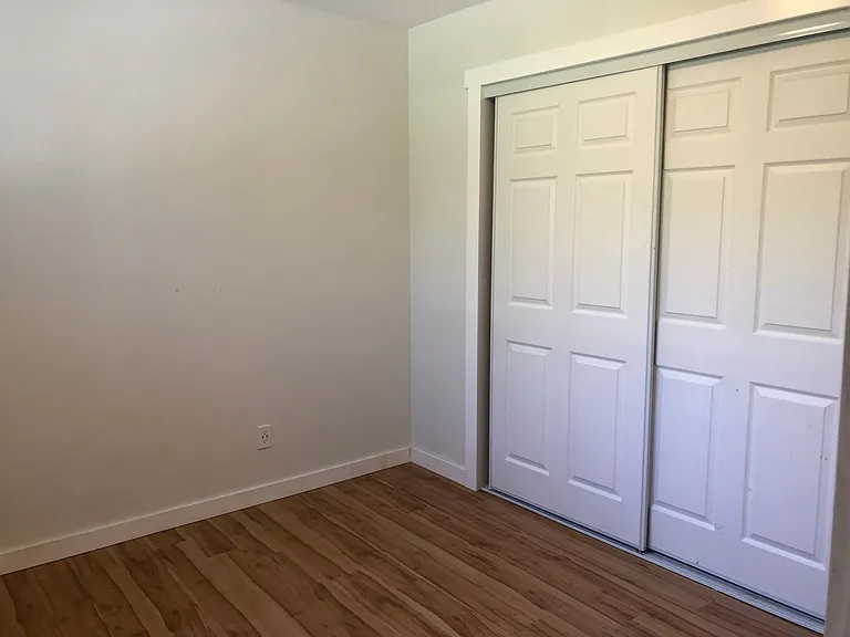 1007 NW Bryant St — Photo 12