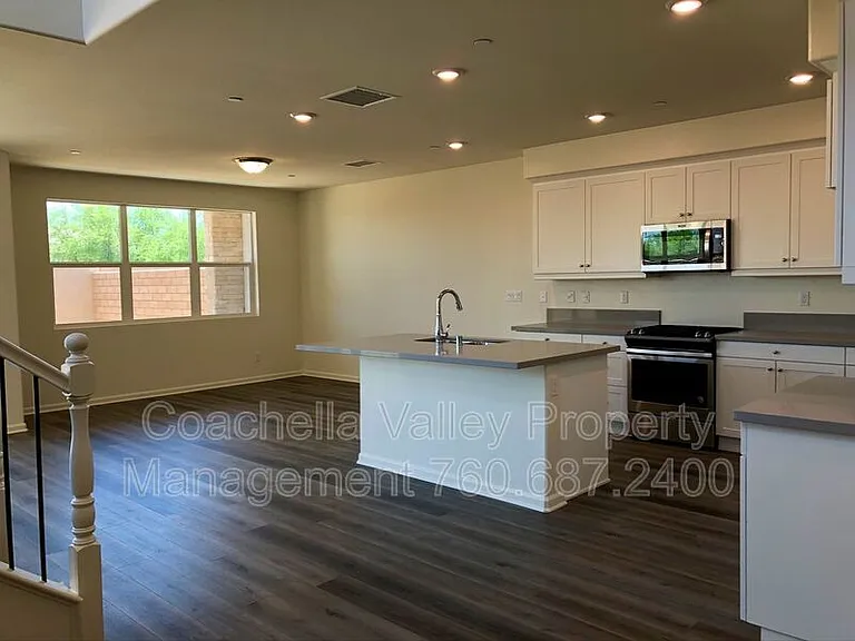 84401 Passagio Lago Way — Photo 4
