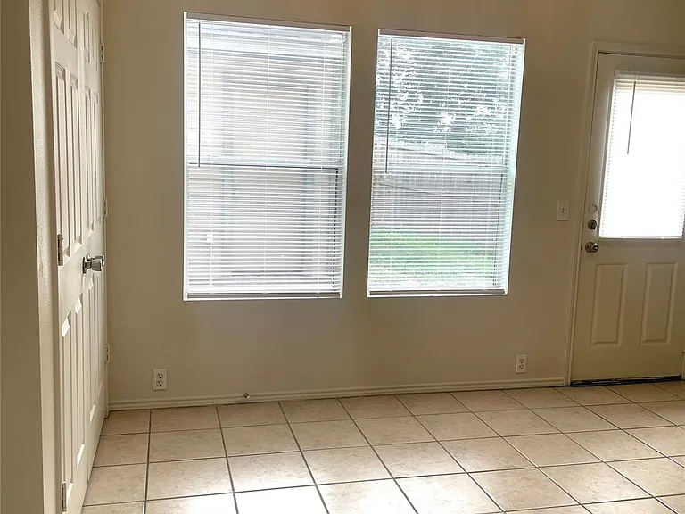 23623 Twisting Falls Dr — Photo 25