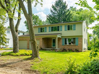 2709 Kimberley Rd, Ann Arbor, MI, 48104