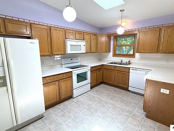 5th image of 734 N Carolina Ave