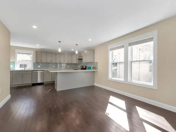 43-45 Wright Ave #1, Medford, MA 02155