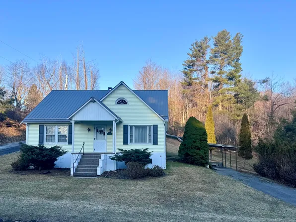 8632 Leivasy Rd, Leivasy, WV 26676