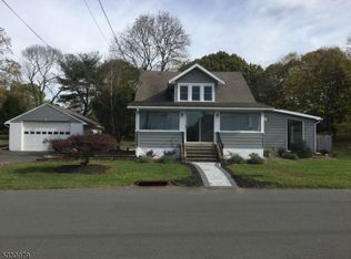 21 Stover Ave, Milford, NJ 08848