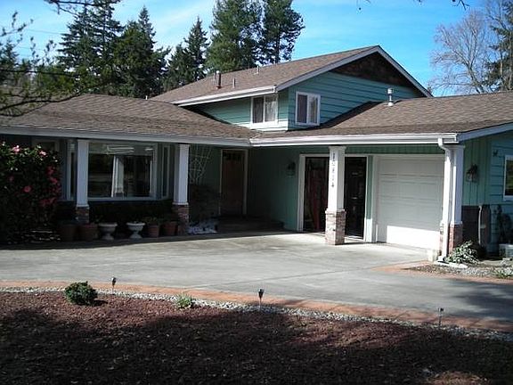 2nd image of 10814 NE 48th St