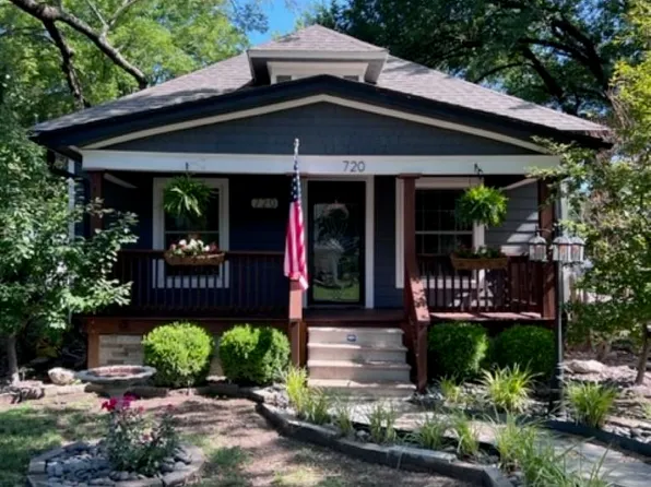720 E 8th Ave, Winfield, KS 67156