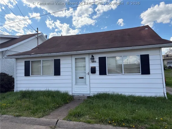3103 Custer St, Parkersburg, WV 26104
