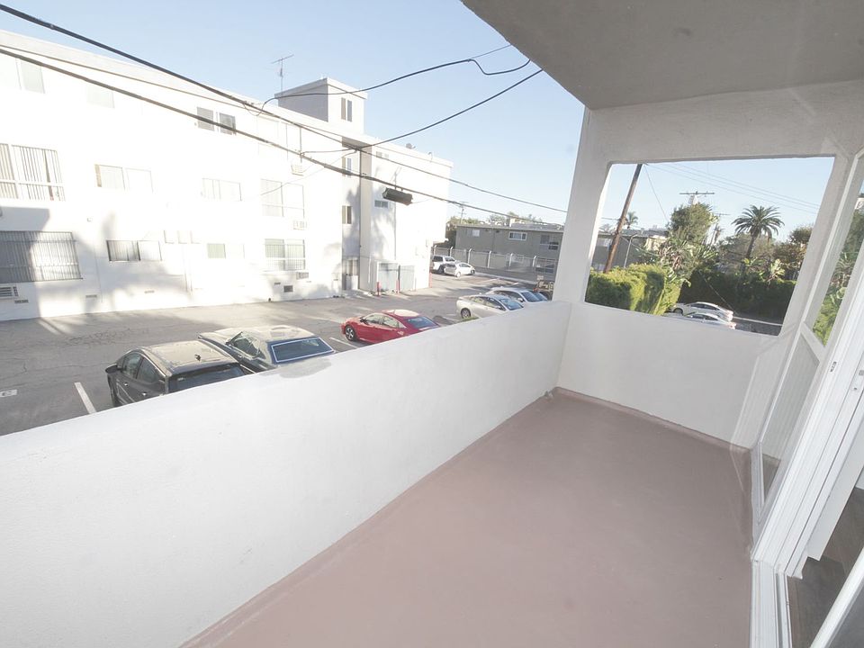Building Photo 5