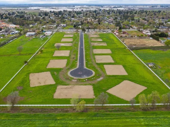 2589 Myers Ranch Ln, West Sacramento, CA 95691