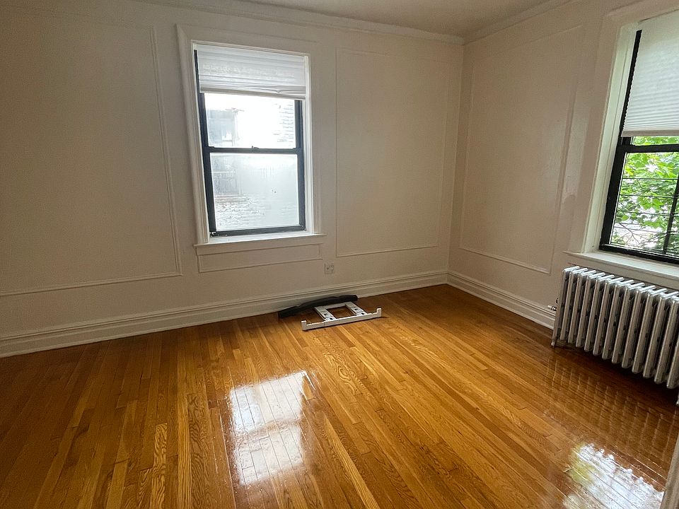 2nd image of 1140 New York Ave APT 2A