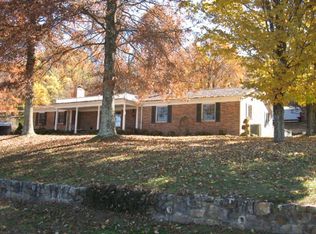 270 Orange St, Tazewell, VA 24651