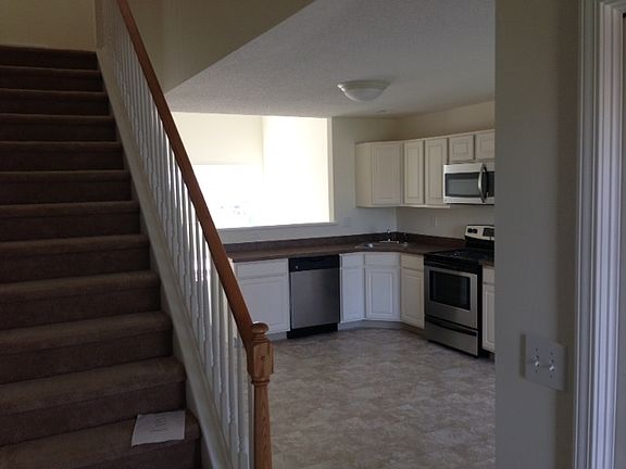 2nd image of 18B Pointe West Dr