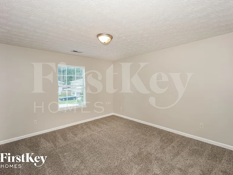 3308 Summer Brooke Ln — Photo 13