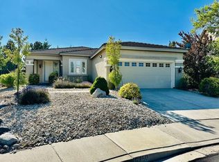 6350 Cedar Waxwing Ct, Reno, NV 89523