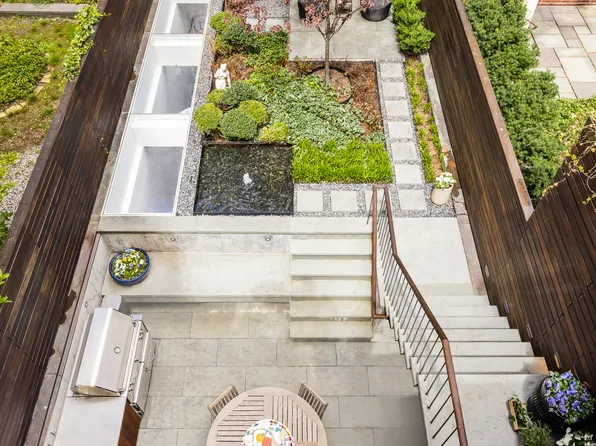 27 Vandam Street image 1 of 24