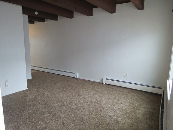 2nd image of 175 Monroe Ave APT B