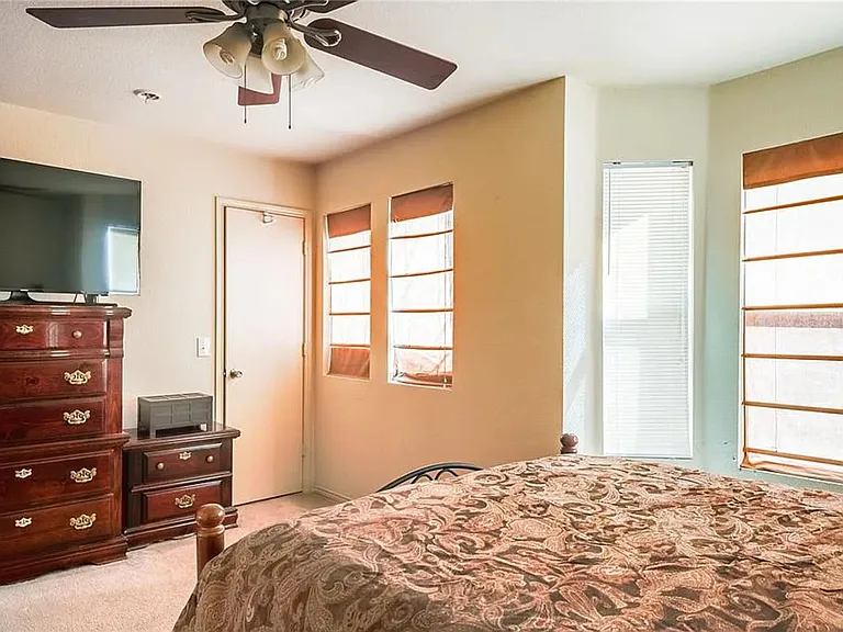 2601 Tilden Dr — Photo 11