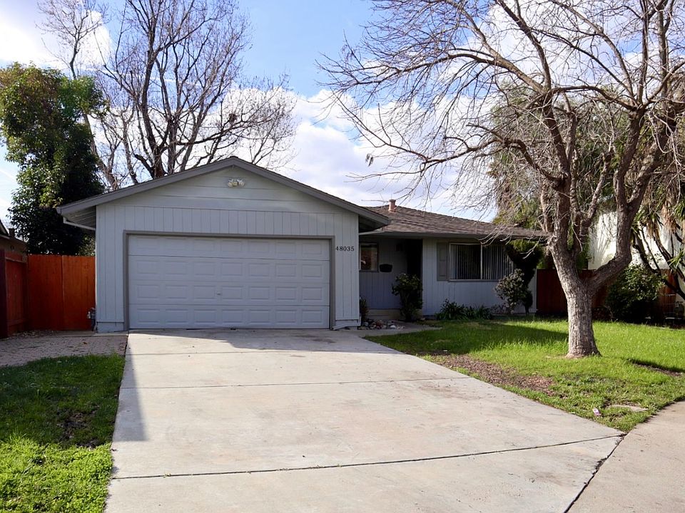 1st image of 48035 Starlite Ct