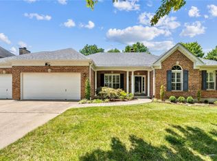1247 Somerset Field Dr, Chesterfield, MO 63005